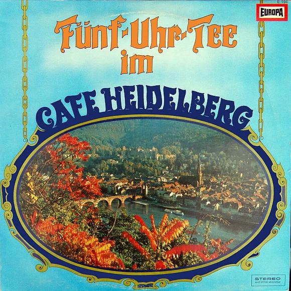 Fünf-Uhr-Tee Im Cafe Heidelberg