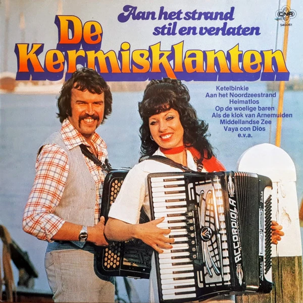 Aan Het Strand Stil En Verlaten