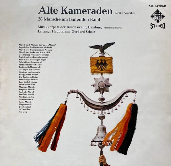 Alte Kameraden - 28 Märsche Am Laufenden Band