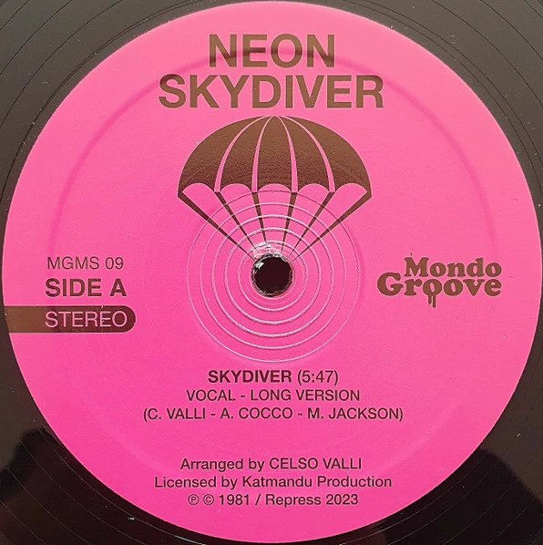 Skydiver