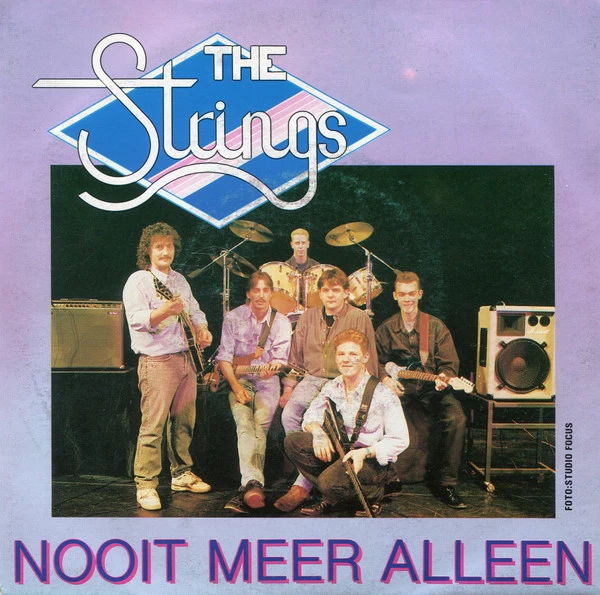 Item Nooit Meer Alleen / Never Again product image