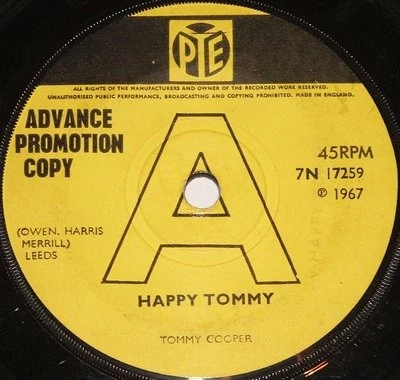 Happy Tommy / Tom Tom The Pipers Son
