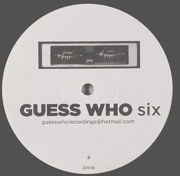 Item Guess Who Six product image