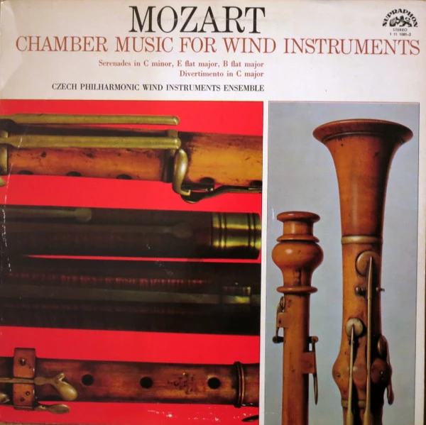 Item Chamber Music For Wind Instruments (Serenades In C Minor, E Flat Major, B Flat Major, Divertimento In C Major) product image