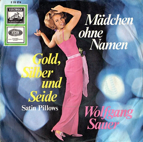 Mädchen Ohne Namen / Gold, Silber Und Seide (Satin Pillows)